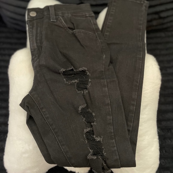Levi’s Black Distressed Jeans - Picture 1 of 3